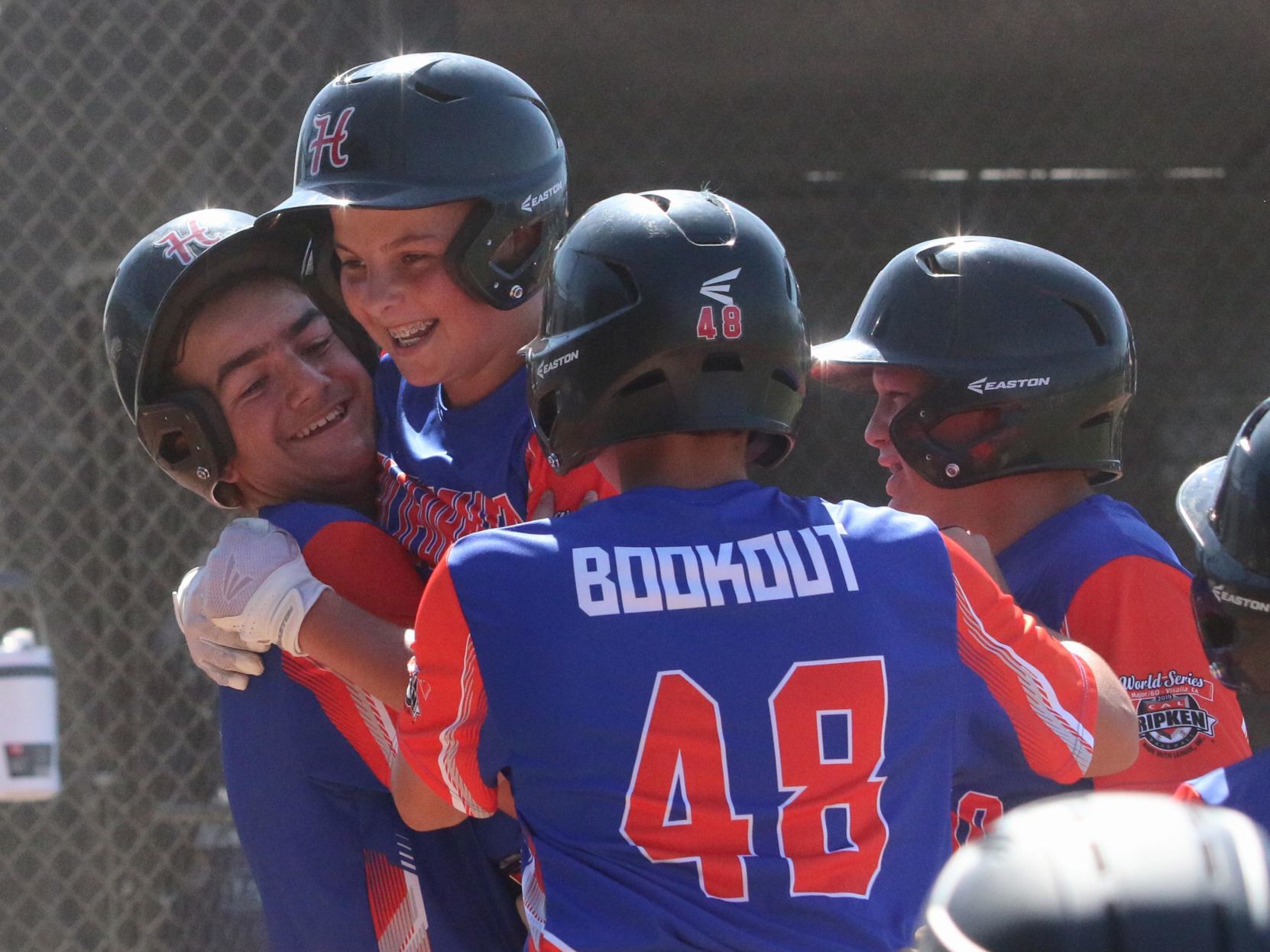 Contagious hitting, errors lifts Central California in World Series opener